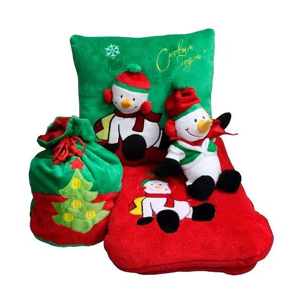 Новогодние подарки с мягконабивными игрушками из текстиля Подарок  "Детский комплект средний" 